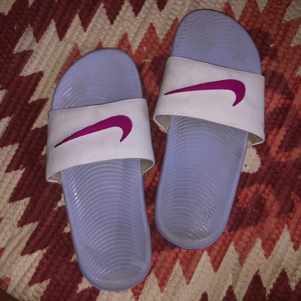 nike slides